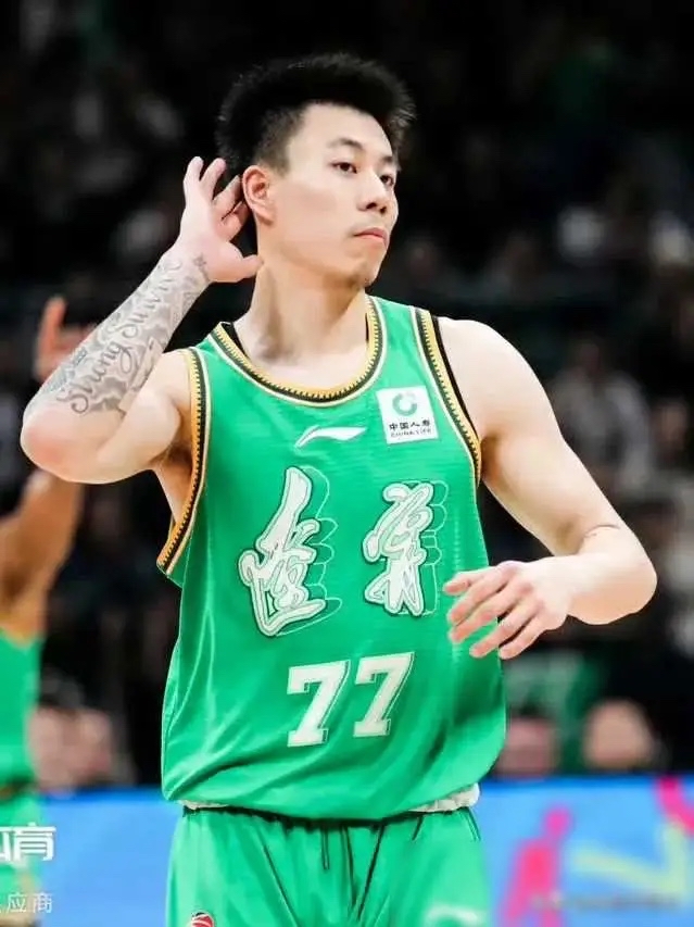 湖南男篮努力争取胜利，全队表现出色的简单介绍