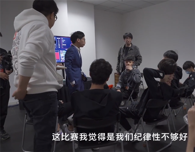 关键比赛中，战马战队碾压对手，网友热议不断(战马是哪个战队的)