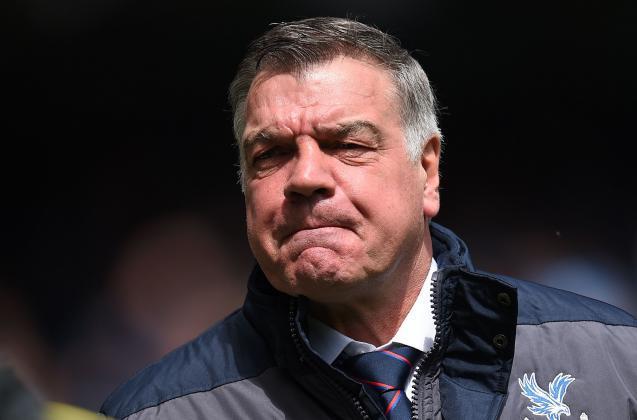 talkSPORT：埃弗顿寻求免签富勒姆边卫泰特，沃克加盟前景悬了的简单介绍