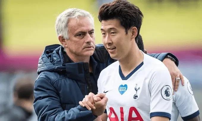 与埃贝尔就吉滕斯的转会会面？这则消息(英格兰小将吉滕斯)