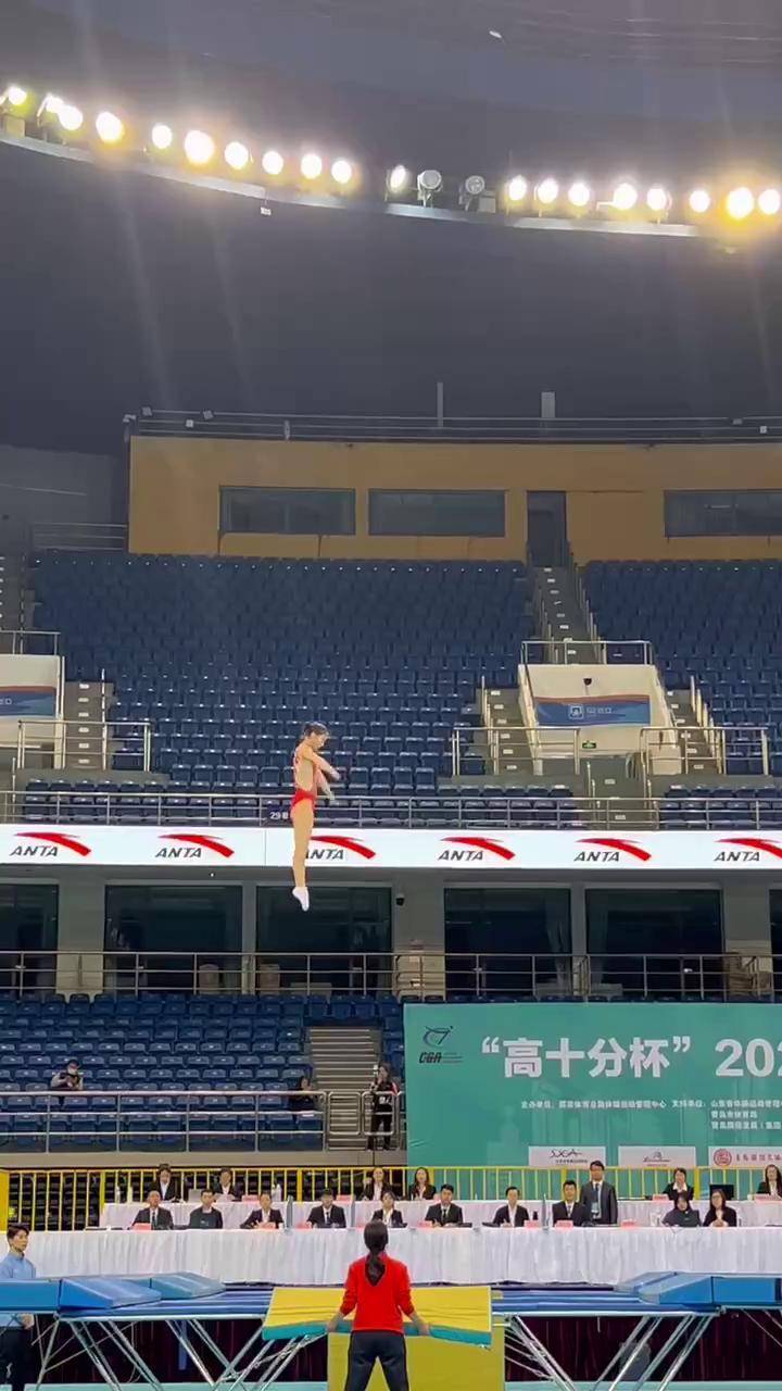 九游娱乐-精彩瞬间：火爆比赛燃爆赛场的简单介绍