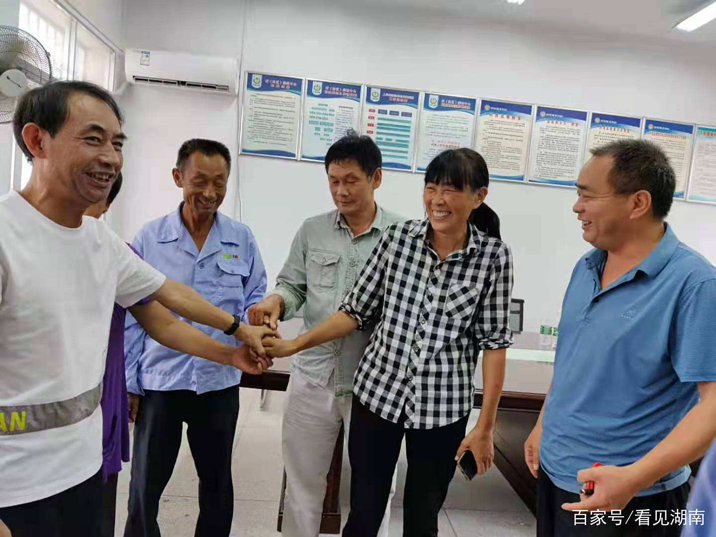 甘冈客场战平昂热，双方握手言和(法甲昂热叫啥名)
